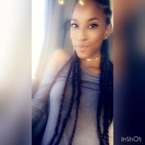 Meet your Posher, Nora ivette